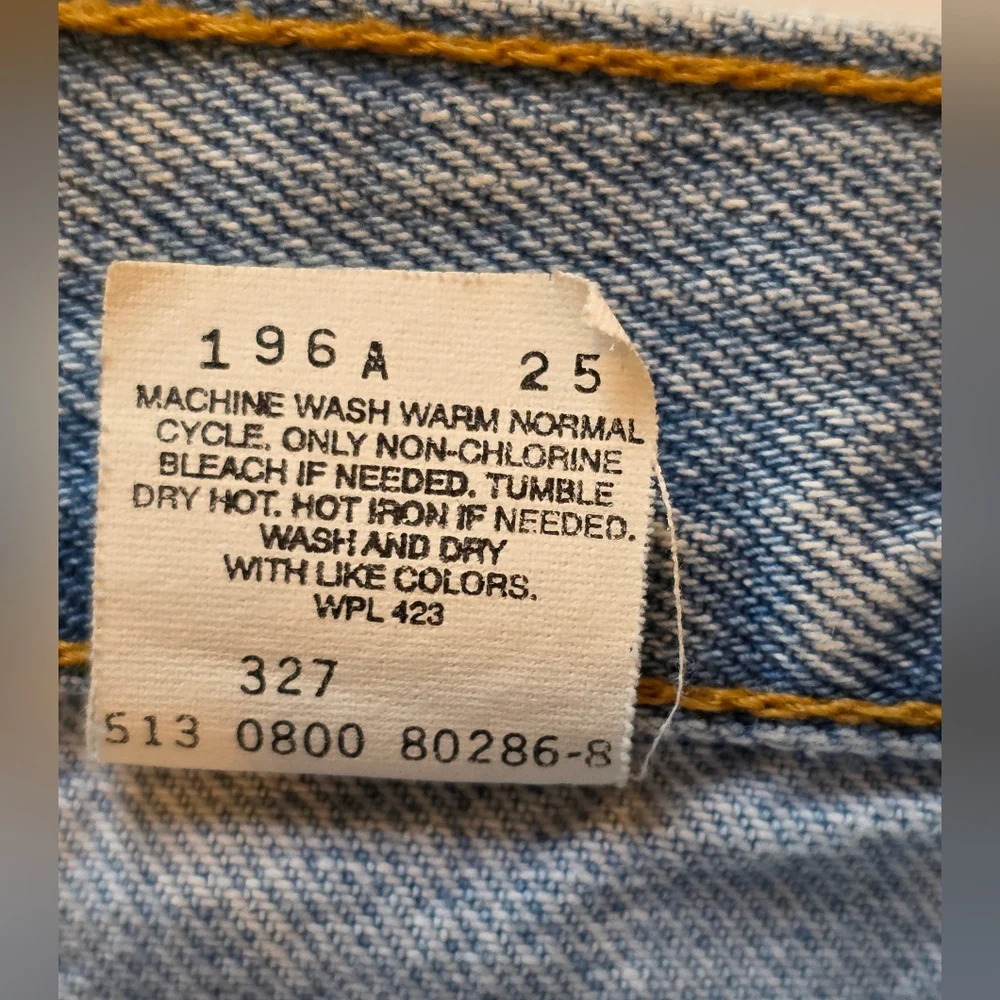 Vintage Levis Men’s 33x34 Light Wash Denim 560 Loose Fit Tapered Blue Jeans USA - Picture 5 of 9